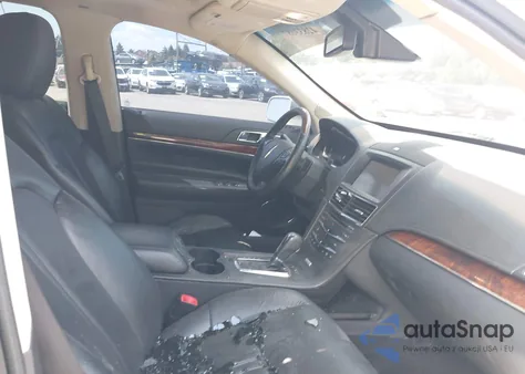 2015 Lincoln Mkt Ecoboost z USA, uszkodzony, nr VIN 2LMHJ5AT0FBL02529